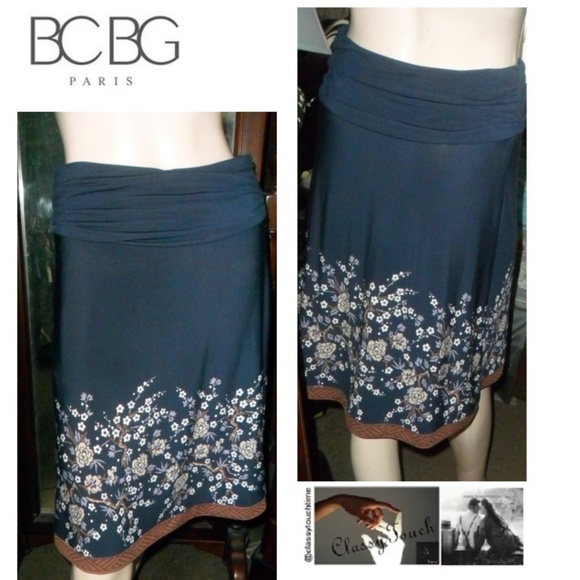 BCBG Maxazria Dresses & Skirts - BCBG Maxazria NWOT Black Brown Knit Flare Skirt